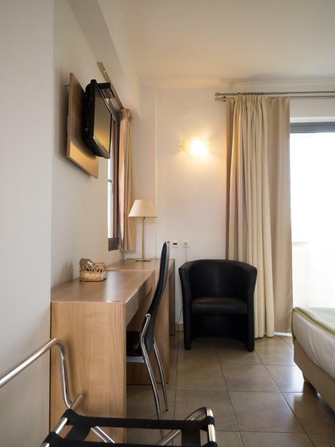 Almyra Hotel Karfas Exterior photo